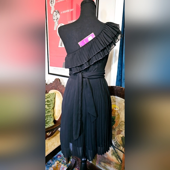 NWT CANDIE'S SZ MEDIUM DRESS - Picture 6 of 8